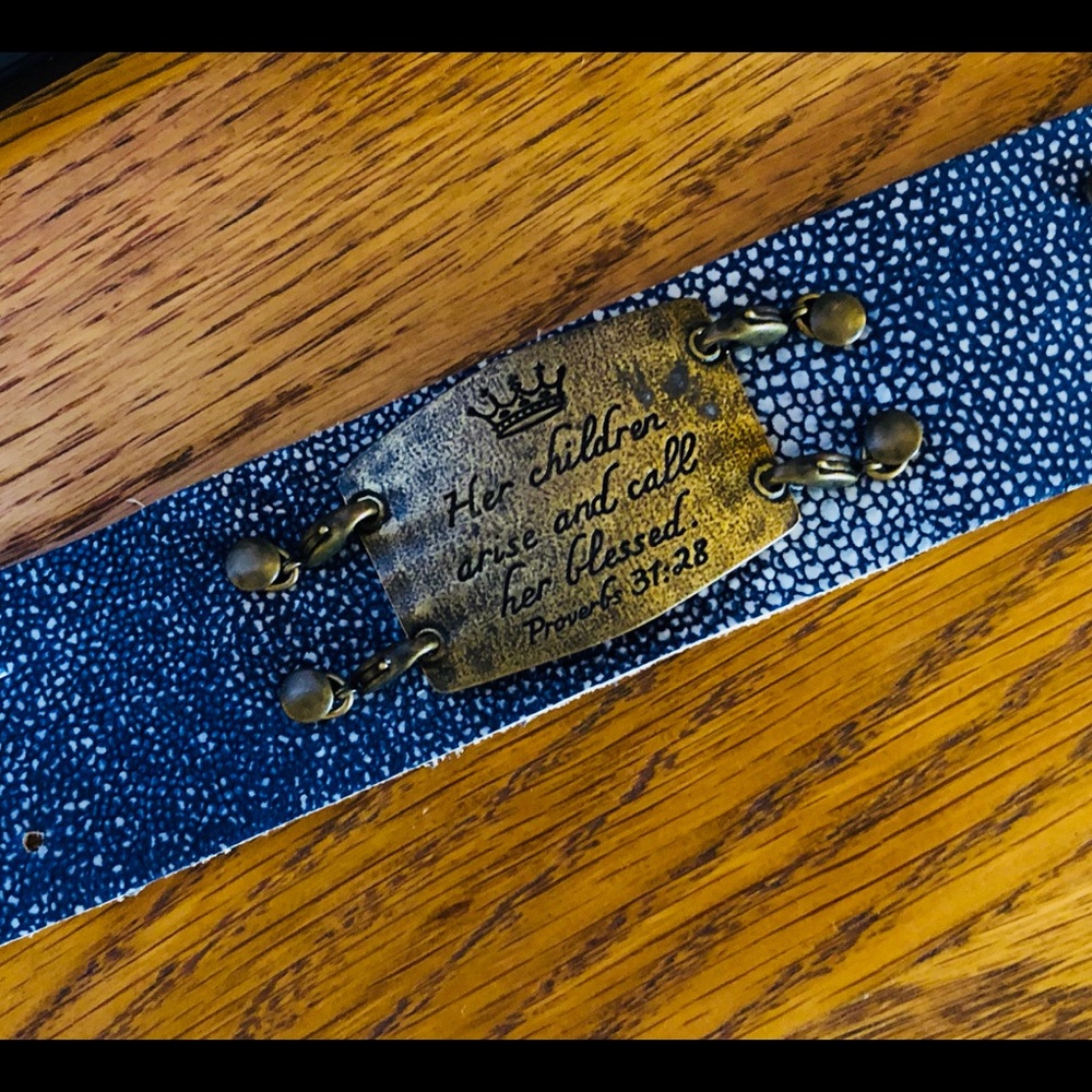 NWT! Lenny & Eva Lg. Sentiments, Lg Leather Cuff - Picture 4 of 6